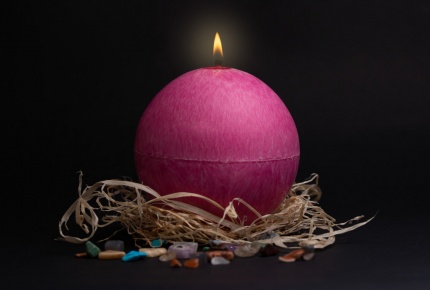 Mystic Barbara Kočková spirituální svíčka (růžová)